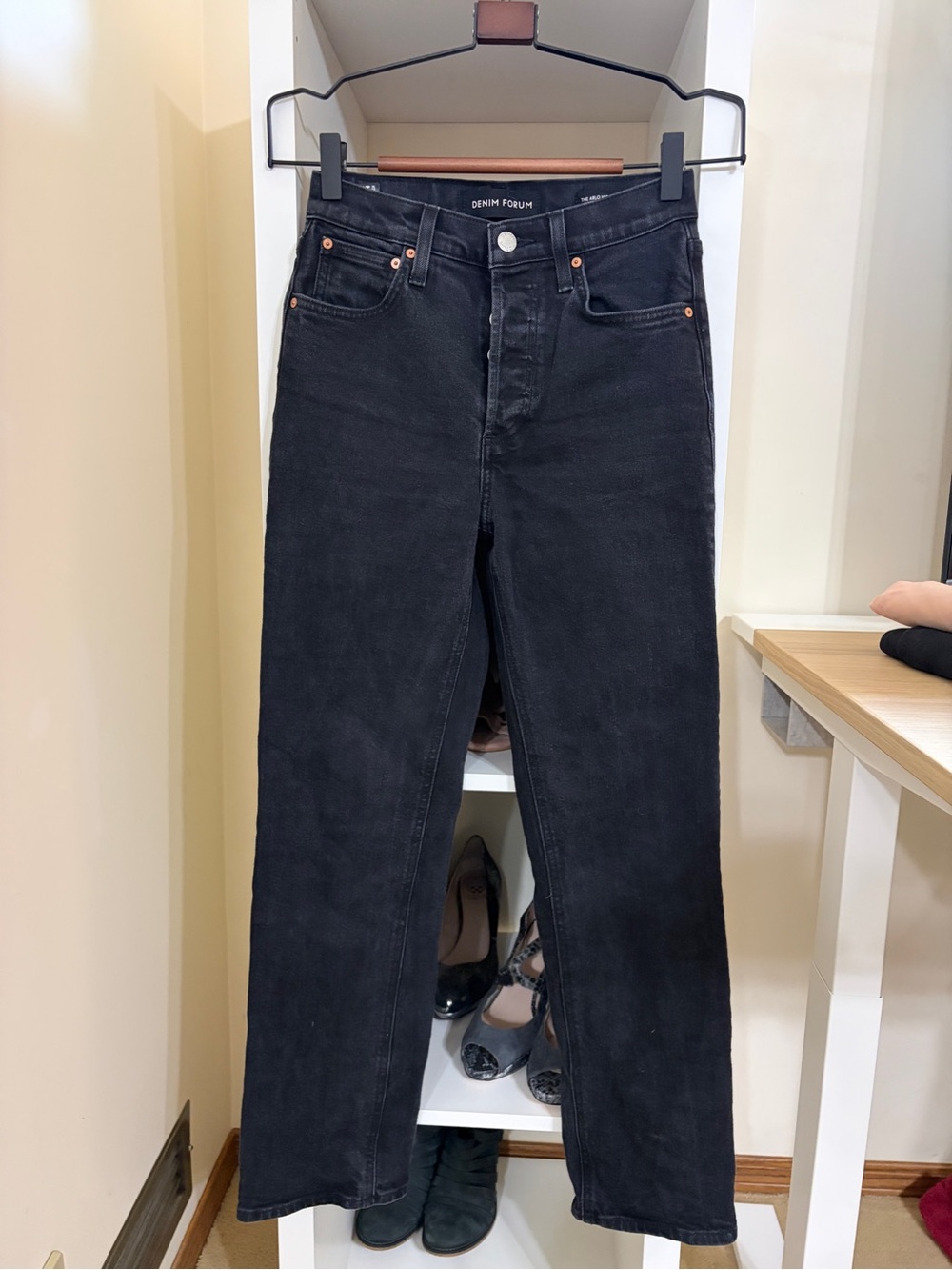 Denim Forum Black High-Rise Straight Leg Jeans| size 25